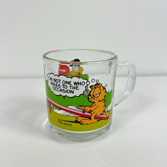 Vintage McDonalds Garfield Glass Mug Not One Who Rises To The Occasion 1980 - Picture 1 of 9
